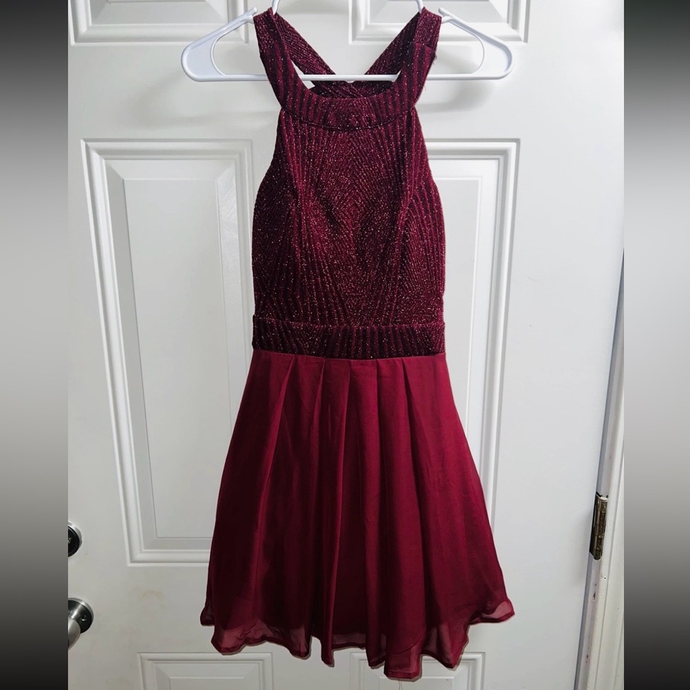 Francesca’s | Burgundy Trixxi Metallic Lilith Back Bow Flare Mini Dress | Sz: 1